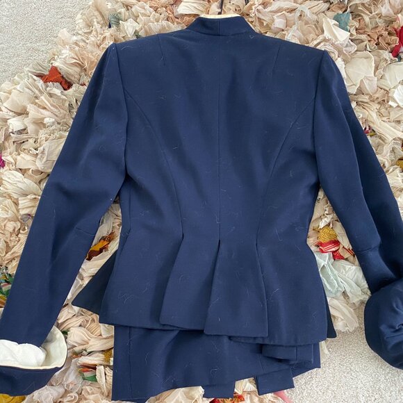 Vintage 1950s Lilli Ann Navy & Cream Suit – Mid-Century Elegance - Picture 5 of 12